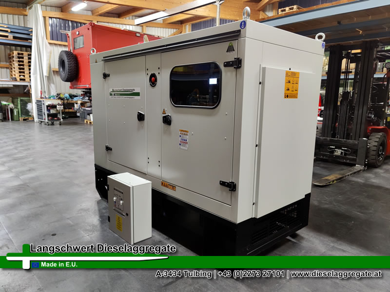 60kVA Notstromaggregat mit ATS-Box für Lastumschaltung Netz-/Generatorbetrieb